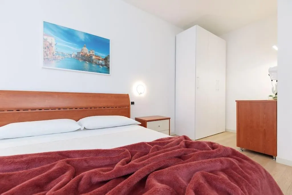 Lägenhet 10 Min From Venice Free Garage Lovely Flat Mestre